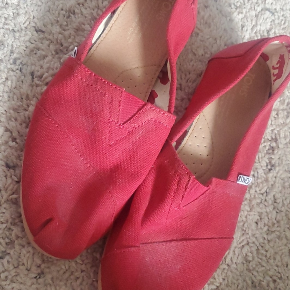 Toms shoes